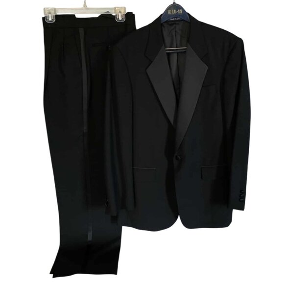 EUC Cricketeer Classic Black Tuxedo - Picture 1 of 16